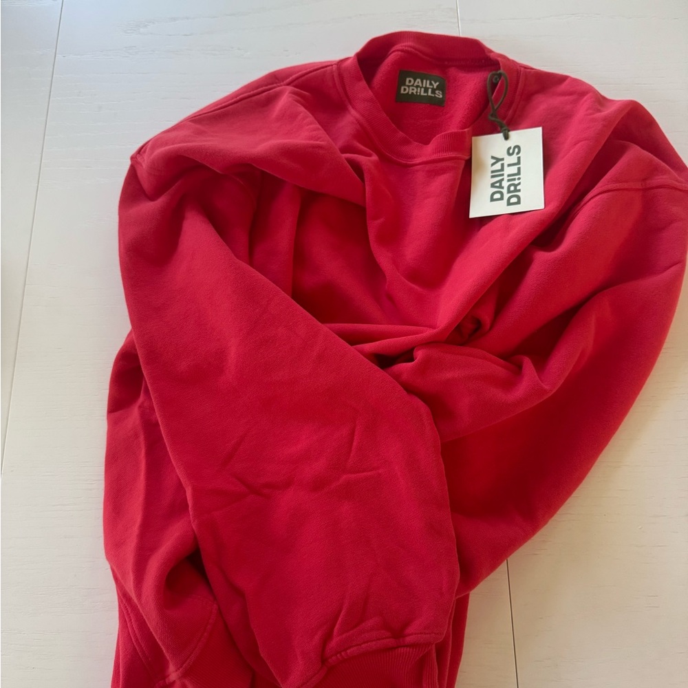 Daily Drills Heart Crewneck, never worn! Tags on